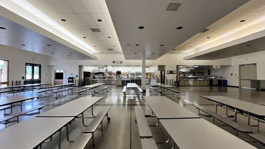 Hood River Valley High School Cafeteria in Hood River