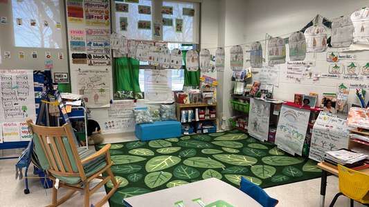 Daley - Richard J Daley Elementary Academy Classroom Standard in Chicago 2