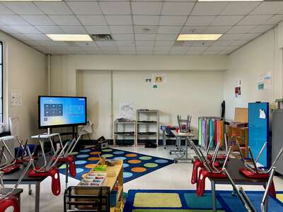 Personalized Learning Academy at Sam Houston Classroom Standard in Dallas 3