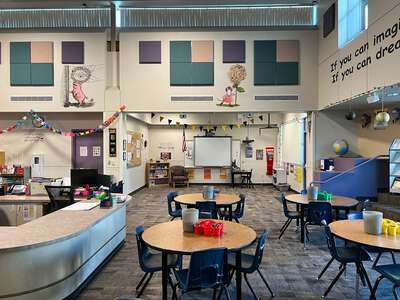 Simmons - Eva G. Elementary School Library in North Las Vegas