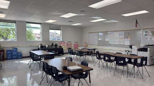 Sgt. Roberto Ituarte Elementary School Classroom Standard in El Paso 4