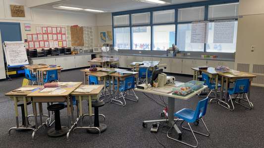Lincoln Elementary School Classroom Standard in Cupertino