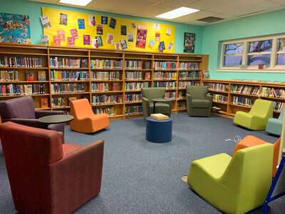 Mathews Elementary School Library in Austin
