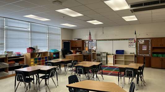 Sagamore Hill Elementary School Classroom Standard in Fort Worth