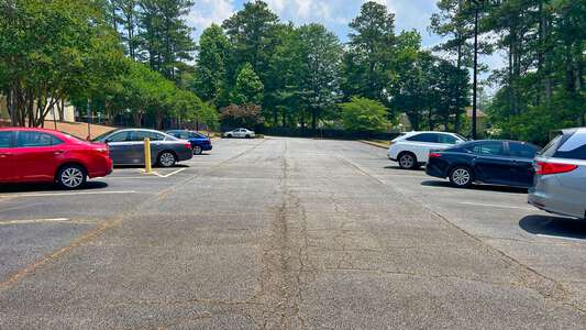 Harris Elementary School Parking Lot - Main Front in Duluth
