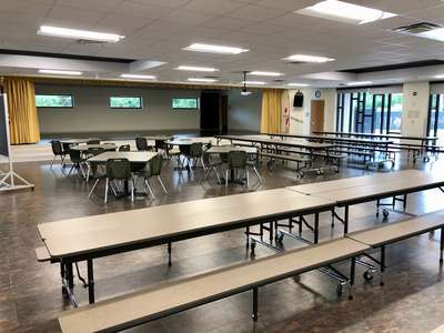 Bashaw Elementary School Cafeteria in Bradenton