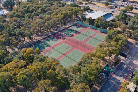 Crockett High School Tennis Courts in Austin