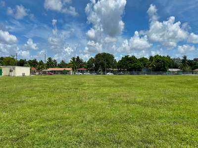 Van E. Blanton Elementary School Field - Practice in Miami