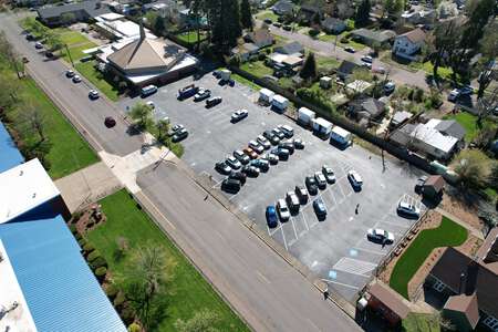 Two Rivers–Dos Ríos Elementary School Parking Lot in Springfield