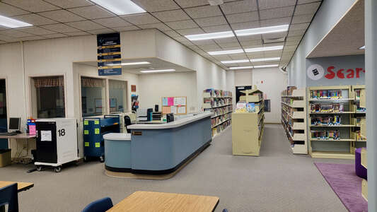 Linwood Elementary School Library in Visalia