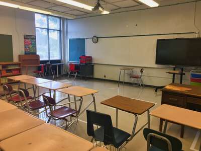 Fondren Middle School Classroom Standard in Houston