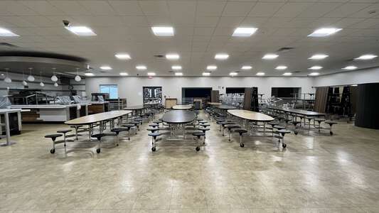 Land O’ Lakes High School in Land O' Lakes Florida Slideshow Image 8