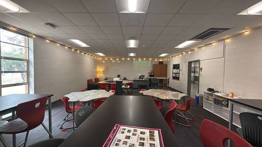 Coppell High School Ninth Grade Room A100 - Classroom - CHS9 in Coppell 3