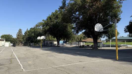 Serrano Elementary School Outdoor Basketball Courts in Villa Park