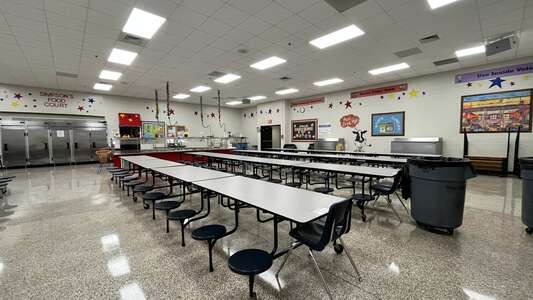 Simpson Elementary School Cafeteria in Peachtree Corners