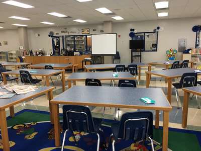 Bryant Elementary School (0527) Library in Tampa