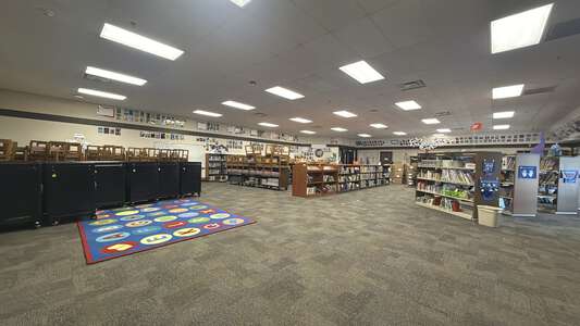 Del City Elementary School Media Center in Del City 2