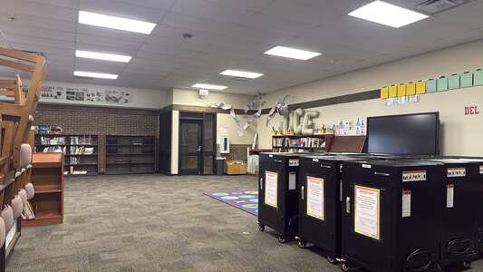 Del City Elementary School Media Center in Del City 3