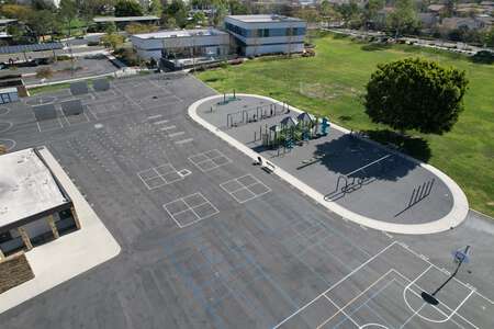 Beacon Park School (K-8) Outdoor Area in Irvine
