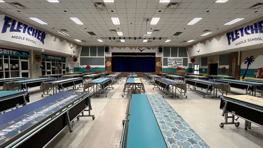 Cafeteria (3 hr min)