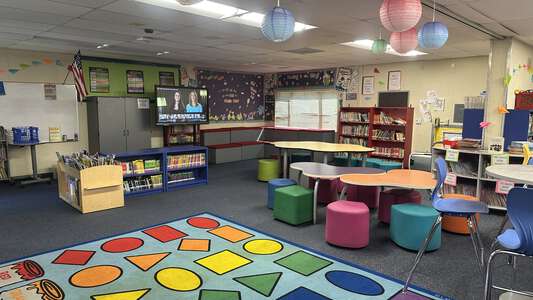 Barfield Elementary School Library in Pomona 4