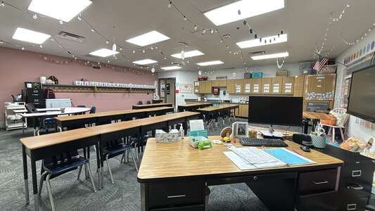Wayland Bonds Elementary School Classroom Standard in Oklahoma City 3