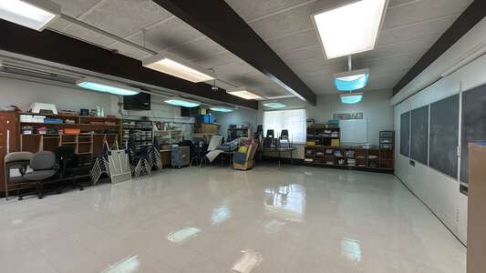 Phoebe Hearst Elementary School Classroom Standard in Metairie 2