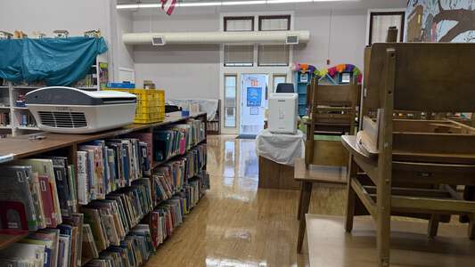 Soquel Elementary School Library in Soquel