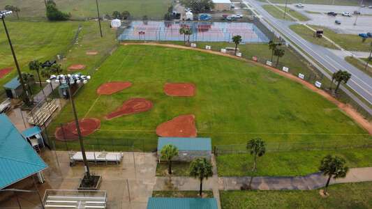 Frostproof Middle-Senior School Field 1 - Little League Baseball (Sports Complex) in Frostproof 3