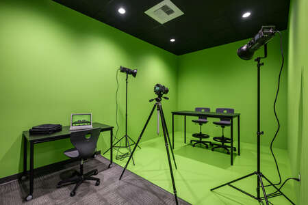 Cadence Park School (K-8) Innovation Lab in Irvine