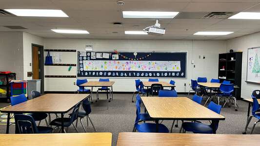 Dacula Elementary School Classroom Standard in Dacula