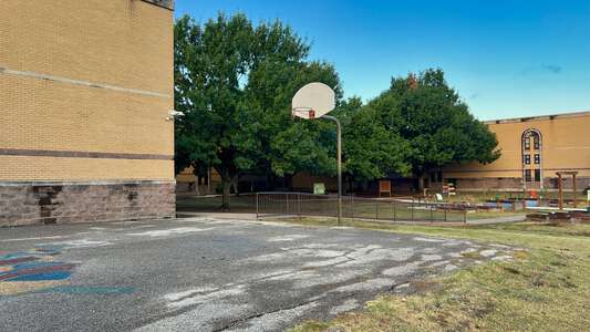 Solar Preparatory School for Boys Outdoor Basketball Courts in Dallas