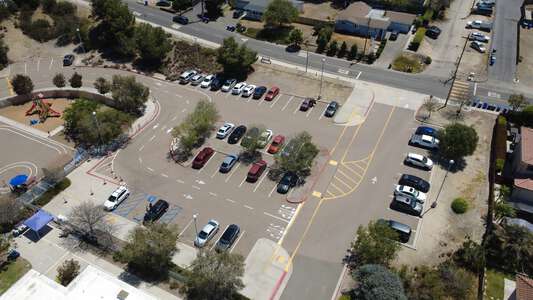Maryland Elementary School Parking Lot - Front in Vista 2