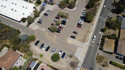 Maryland Elementary School Parking Lot - Front in Vista 3