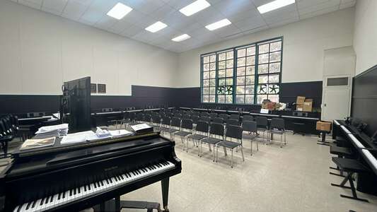 Monterey High School Choir Room in Monterey 1