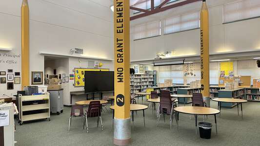 Mno Grant Elementary School Library in Antioch