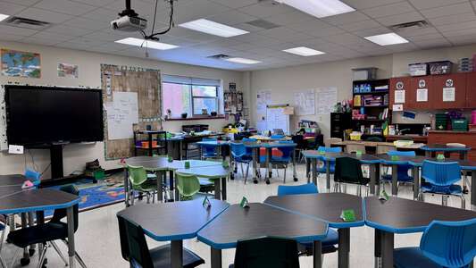 Henry B. Gonzalez Personalized Learning Academy Classroom Standard in Dallas