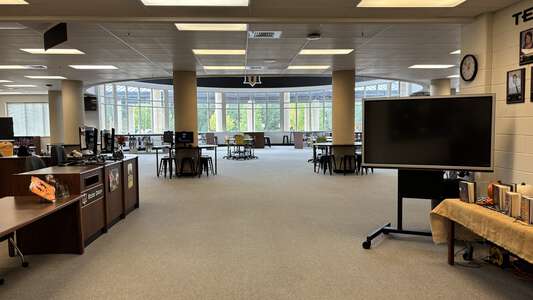 Mountain View High School Media Center in Lawrenceville