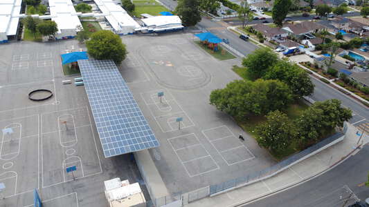 Thomas Jefferson Elementary School Outdoor Basketball Courts in Burbank 2
