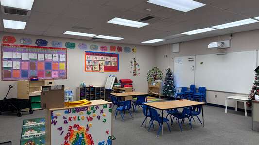 Carroll Elementary School Classroom Standard in Elk Grove
