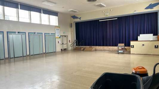 Del Rey Woods Elementary Cafefteria / Multi-Purpose Room in Seaside