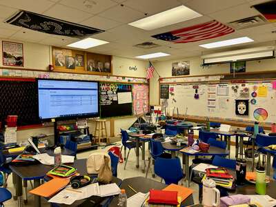 Sudie L Williams Talented and Gifted Academy Classroom Standard in Dallas