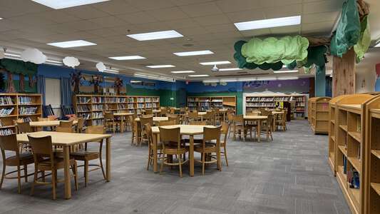 Kernan Trail Elementary School Library (3 hr min) in Jacksonville 4