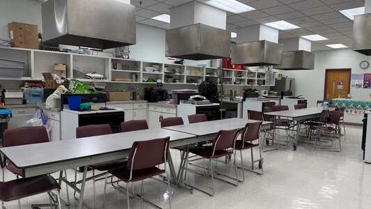 Madero - Francisco I Madero Middle School Teaching Dining in Chicago