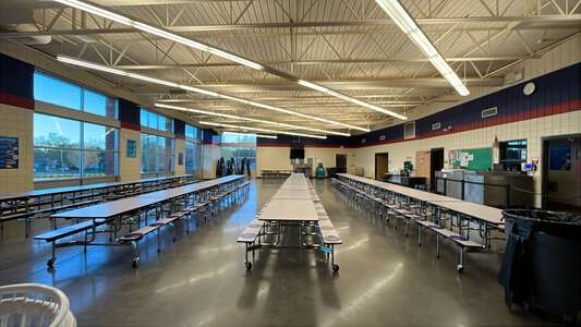 Mueller Aerospace and Engineering Discovery Magnet Elementary School Cafeteria in Wichita 2