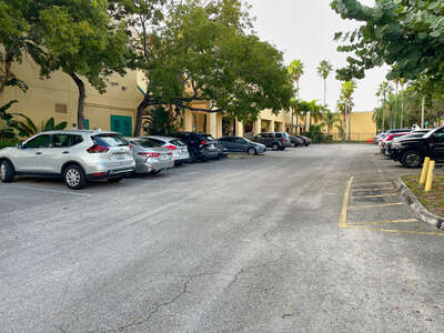Hollywood Central Elementary School Parking Lot in Hollywood