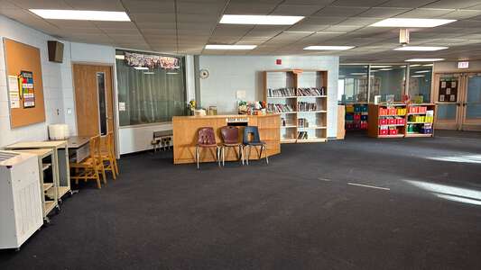 Rent Library in Chicago