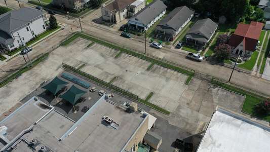 Ruppel Academie Francaise School Parking Lot in Gretna 2