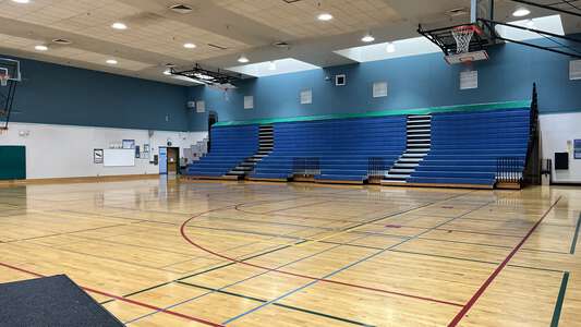 Kelly Middle School Outer Gym in Eugene