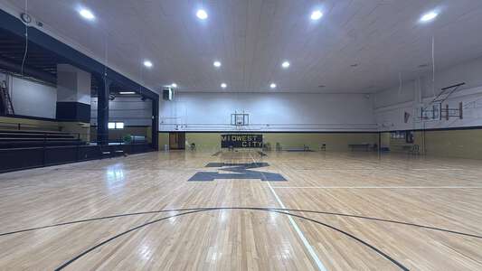 Midwest City High School Gym - Old in Midwest City 4